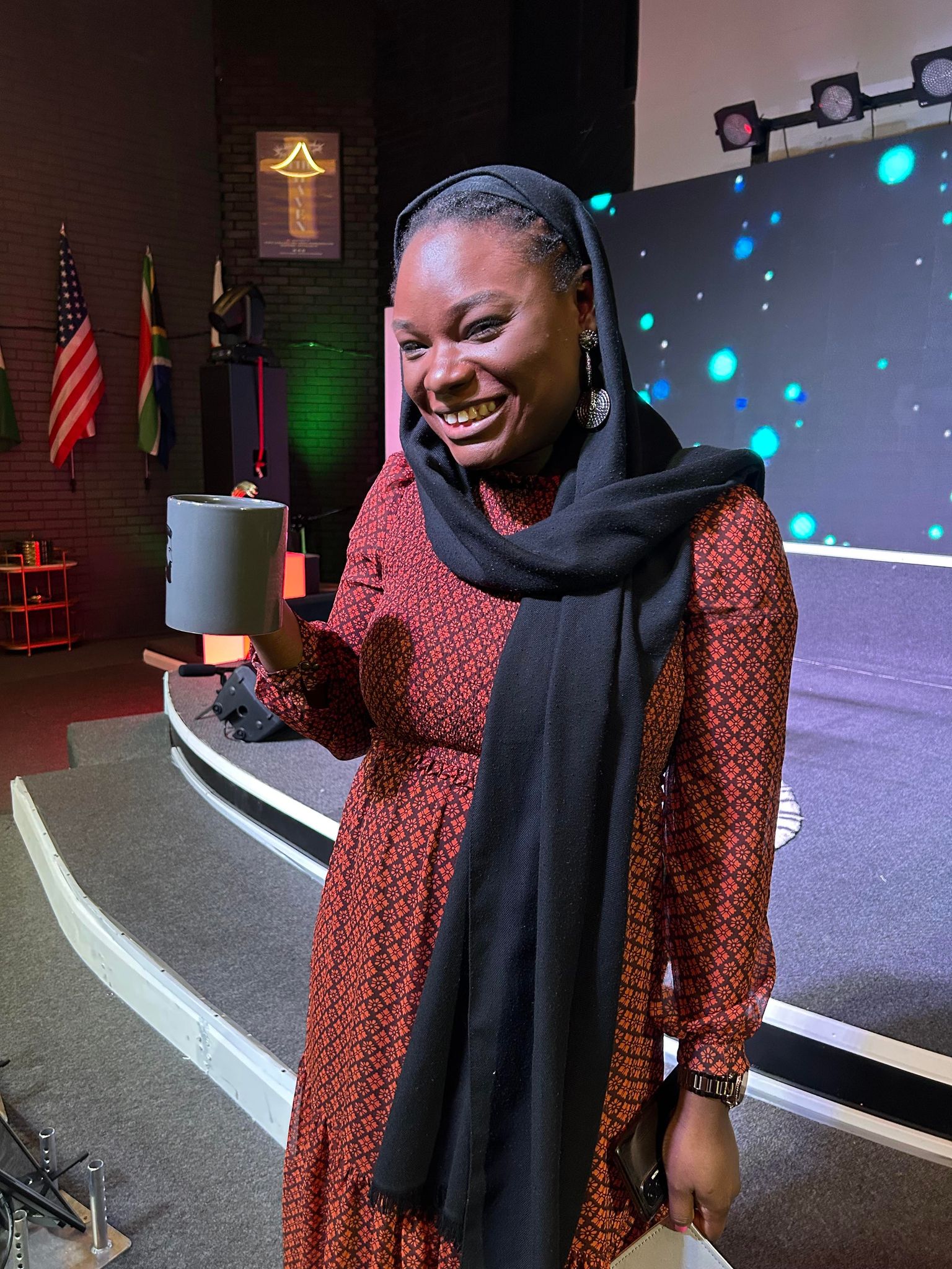 The Balance of The Pastor’s Wife’ – Outside of The Church!!
